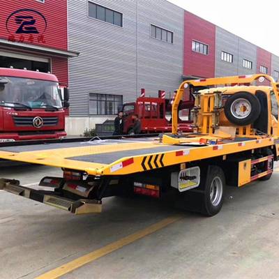 清障车与道路救援服务 大运蓝牌清障车价格及服务全解析
